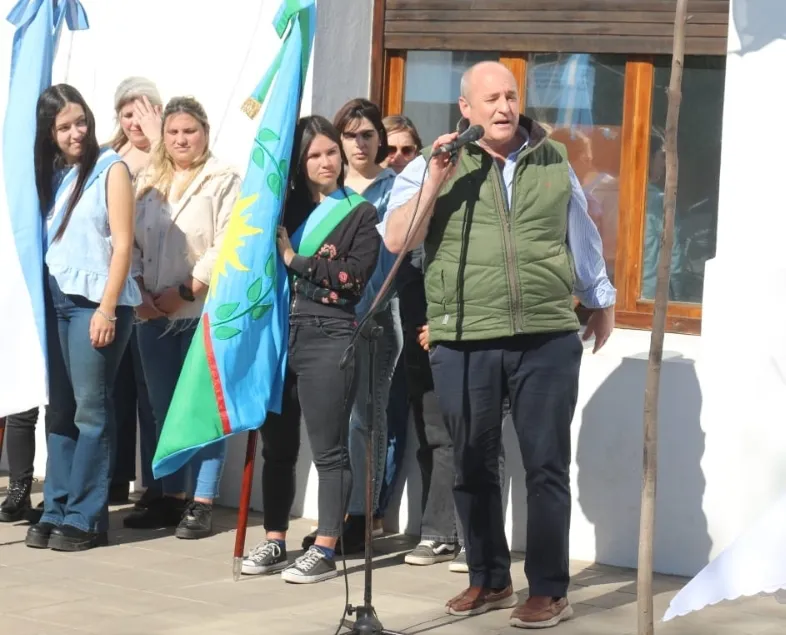 Screenshot_20250911-052311_WhatsApp