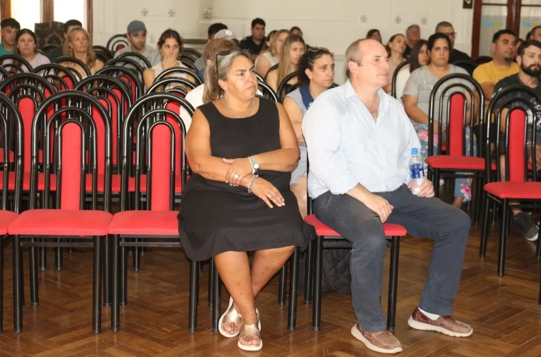 Screenshot_20251205_074108_WhatsApp