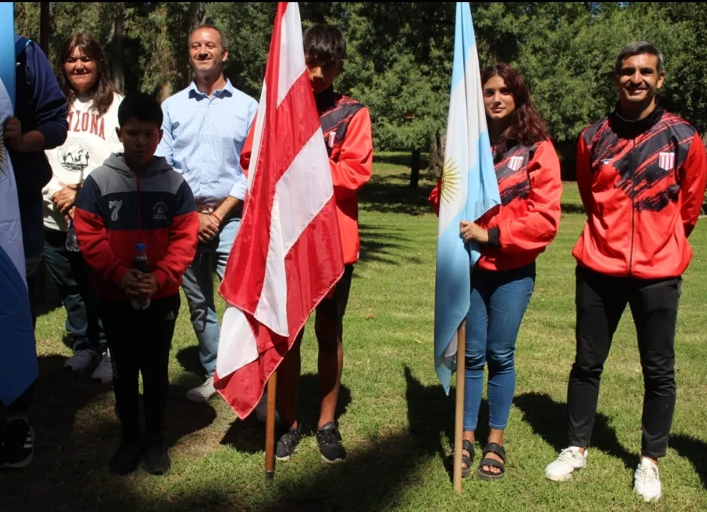 Screenshot_20240215-012133_WhatsApp