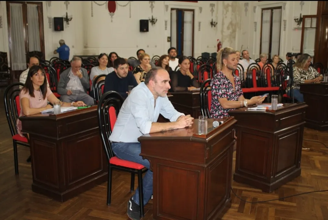 Screenshot_20231228-054655_WhatsApp