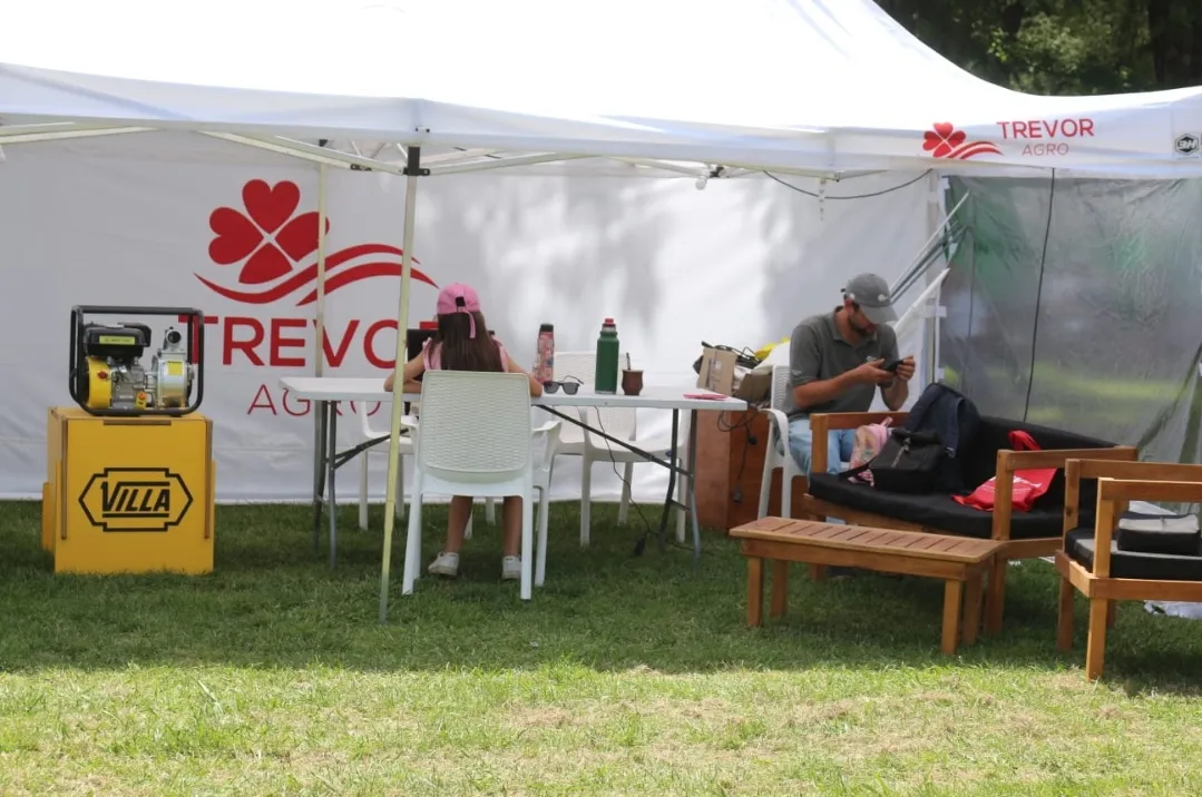 Screenshot_20251116_072354_WhatsApp