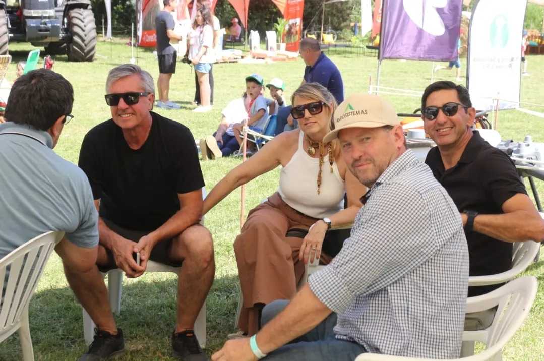 Screenshot_20251116_071728_WhatsApp