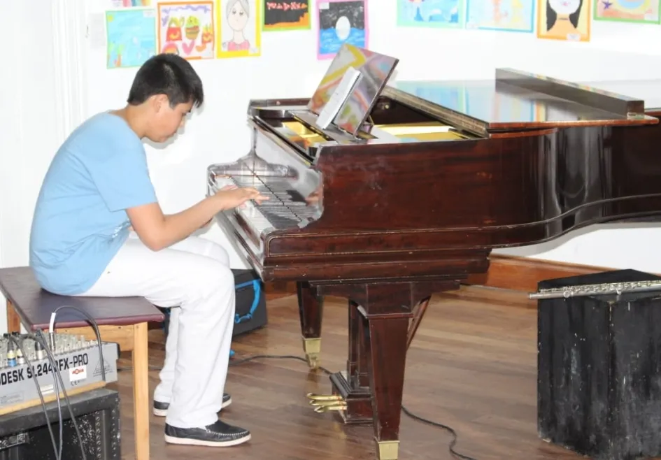 Screenshot_20231216-045752_WhatsApp