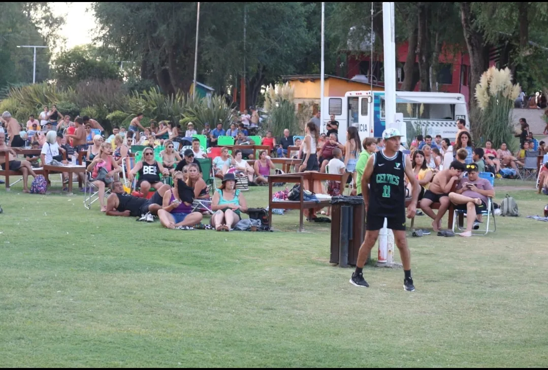 Screenshot_20250203-013341_WhatsApp