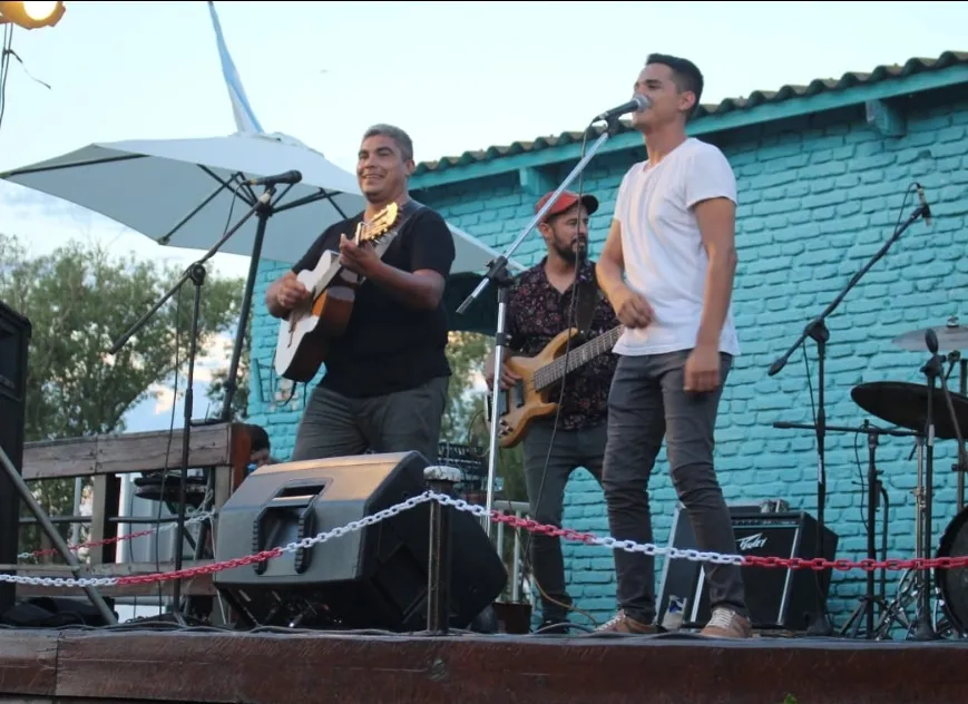 Screenshot_20240212-062253_WhatsApp