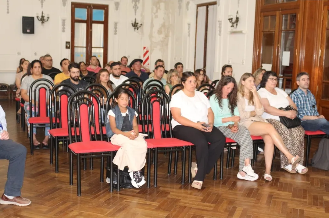 Screenshot_20251205_074058_WhatsApp