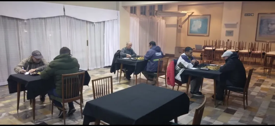 Screenshot_20250716-063656_WhatsApp