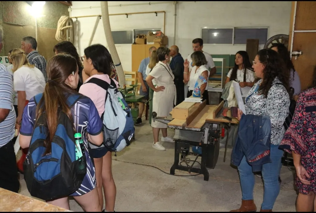 Screenshot_20241214-072543_WhatsApp