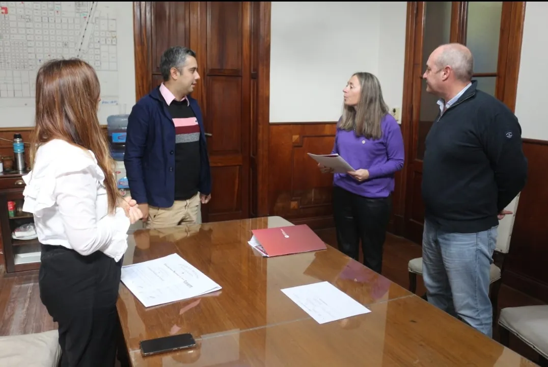 Screenshot_20240430-023745_WhatsApp