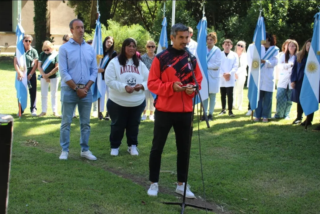 Screenshot_20240215-012105_WhatsApp