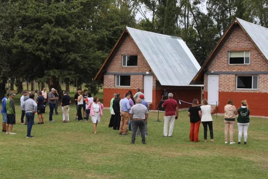 Screenshot_20250215-070619_WhatsApp