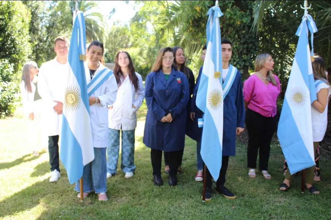 Screenshot_20240215-011658_WhatsApp