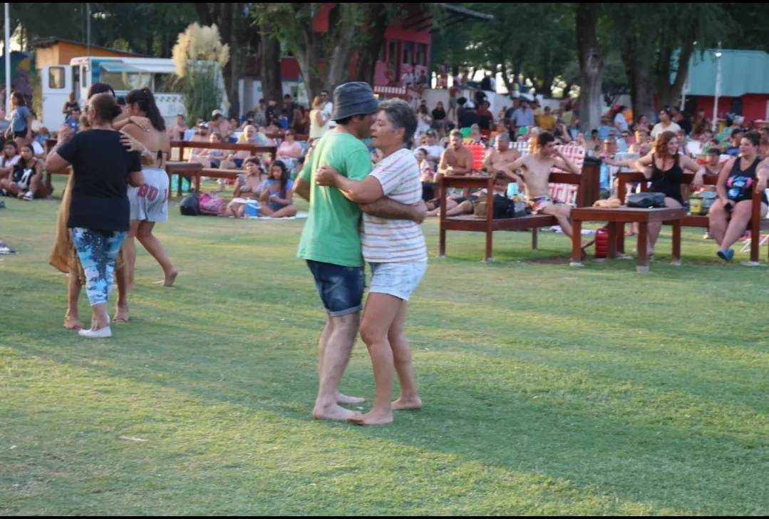 Screenshot_20250203-013442_WhatsApp