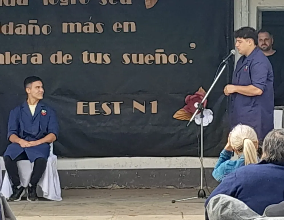 Screenshot_20231219-000002_WhatsApp