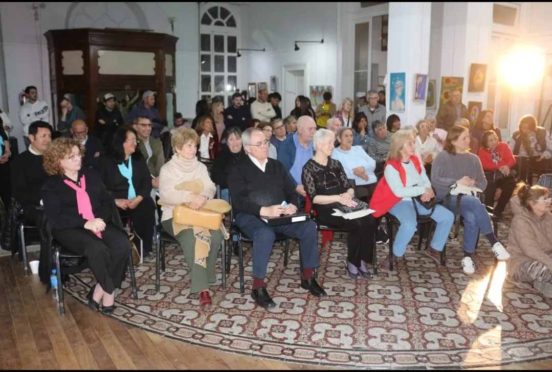 Screenshot_20250913-060800_WhatsApp