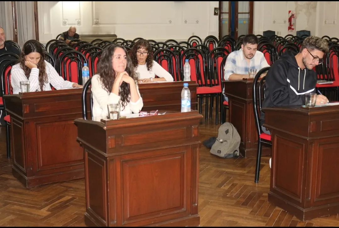 Screenshot_20250425-072056_WhatsApp