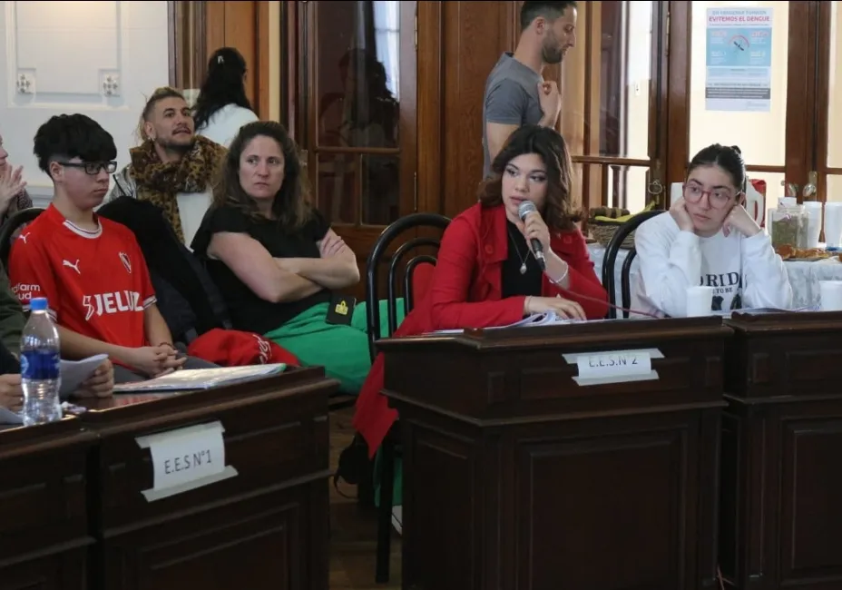 Screenshot_20240913-004824_WhatsApp