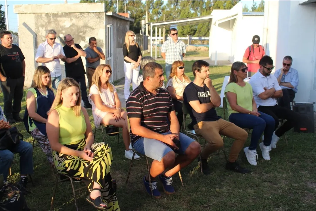 Screenshot_20231208-062532_WhatsApp