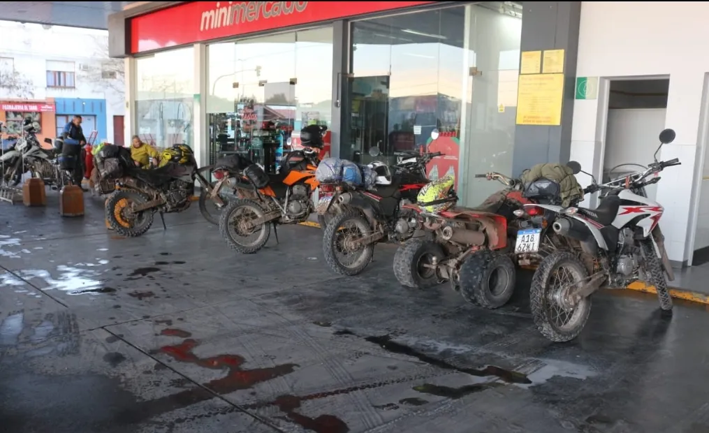 Screenshot_20240610-005404_WhatsApp