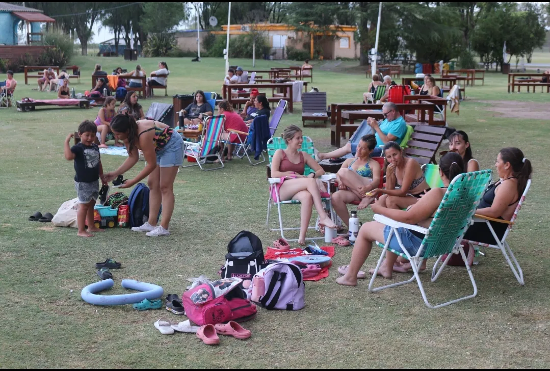 Screenshot_20250124-015632_Photos