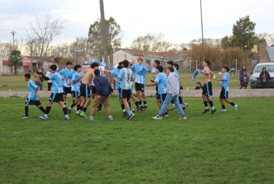 Screenshot_20240622-215136_WhatsApp