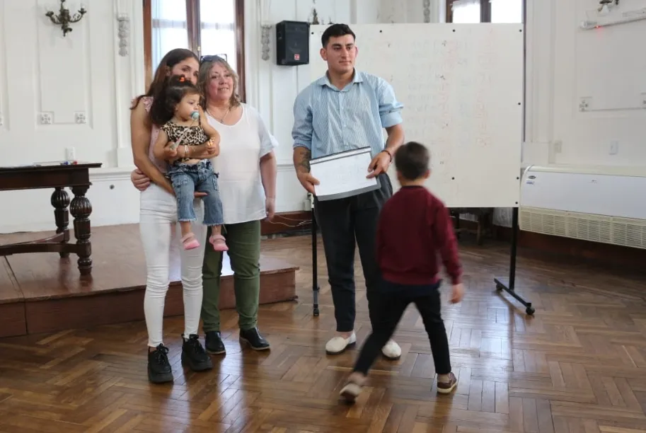 Screenshot_20241206-064354_WhatsApp