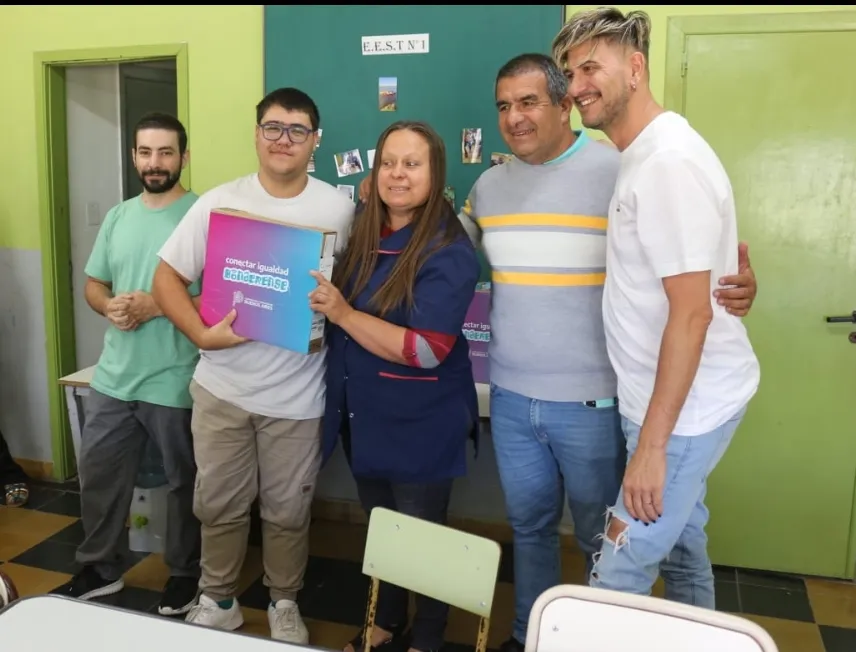 Screenshot_20241227-065427_WhatsApp