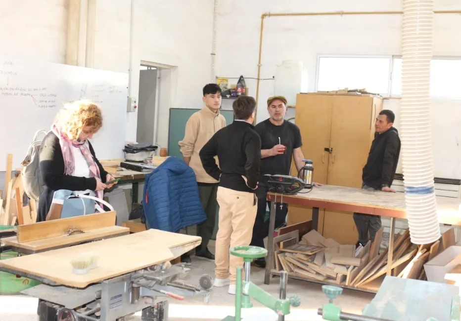 Screenshot_20250910-063713_WhatsApp