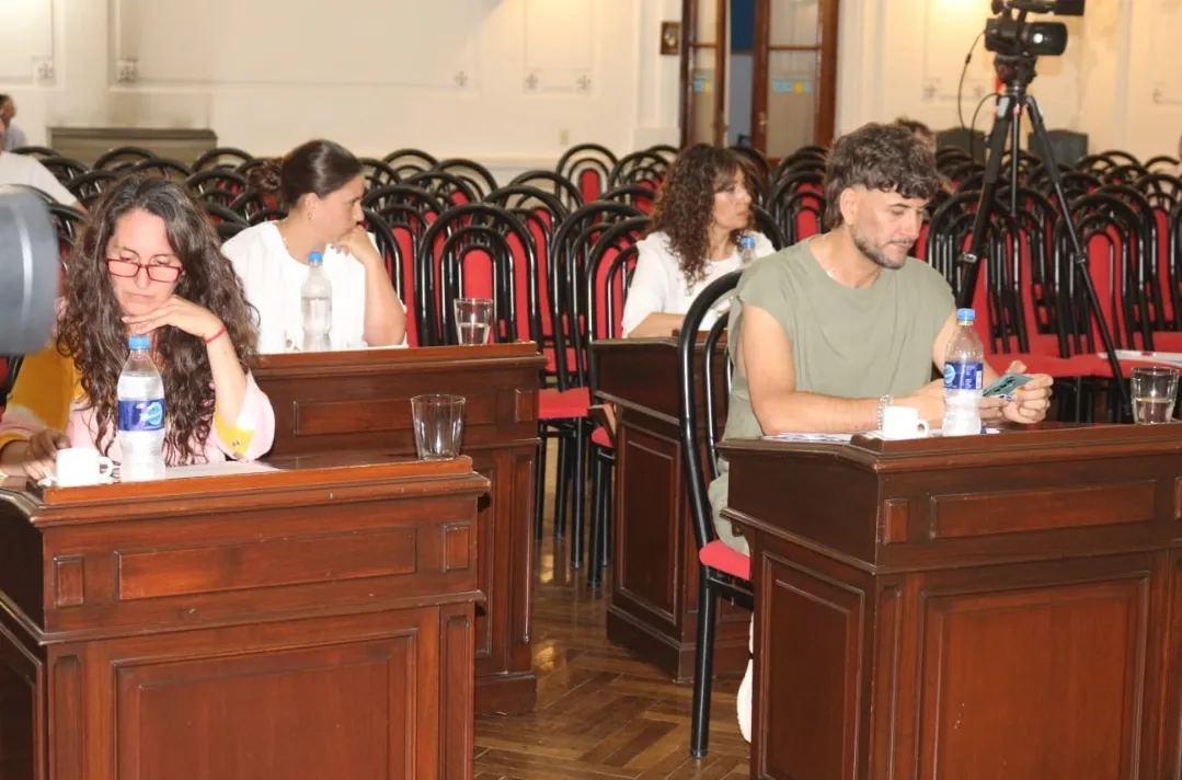 Screenshot_20251128_070212_WhatsApp