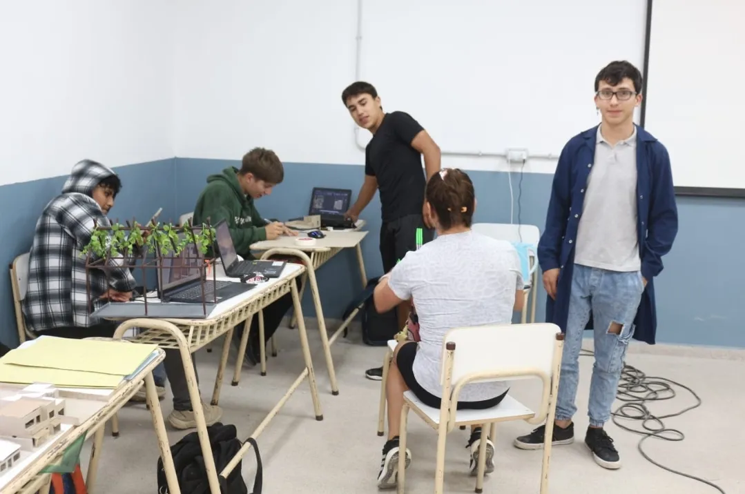 Screenshot_20251119_065814_WhatsApp