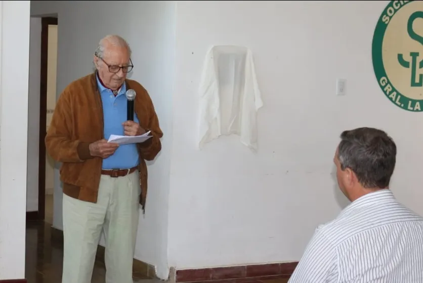 Screenshot_20251116_072932_WhatsApp