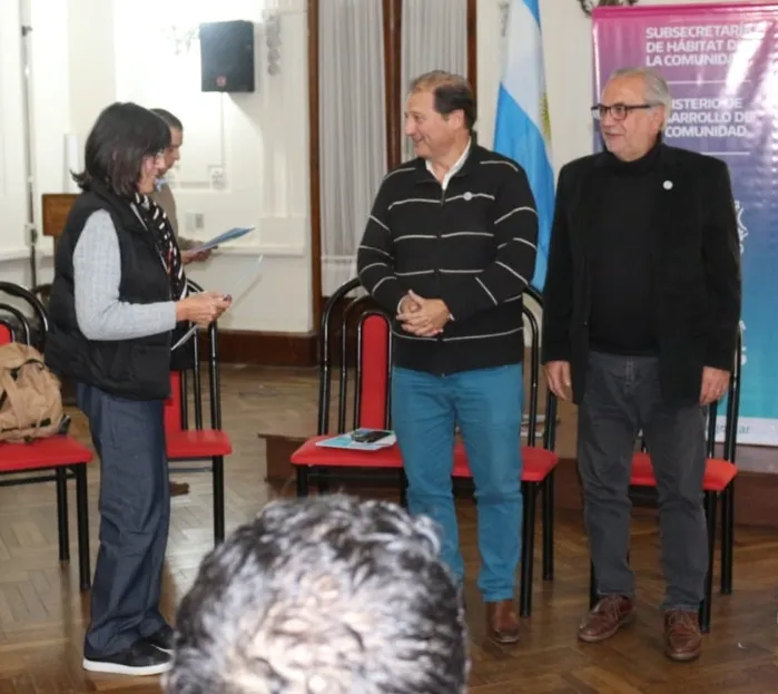 Screenshot_20250606-071512_WhatsApp