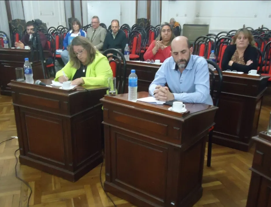 Screenshot_20240412-062115_WhatsApp