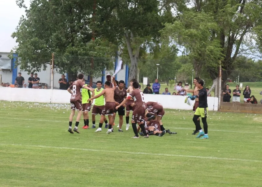 Screenshot_20251215_070437_WhatsApp