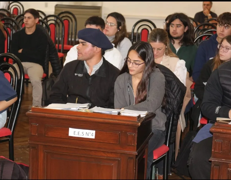 Screenshot_20250927-050751_WhatsApp