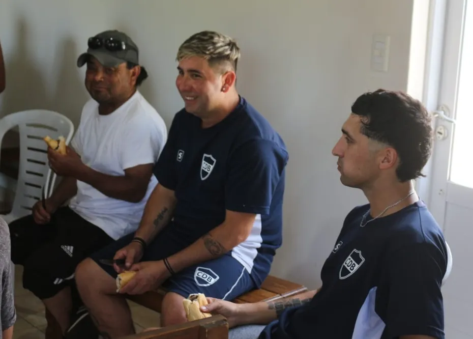 Screenshot_20251206_071816_WhatsApp