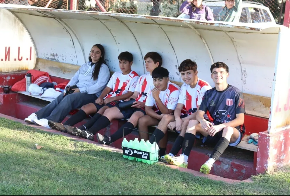 Screenshot_20250420-070944_WhatsApp