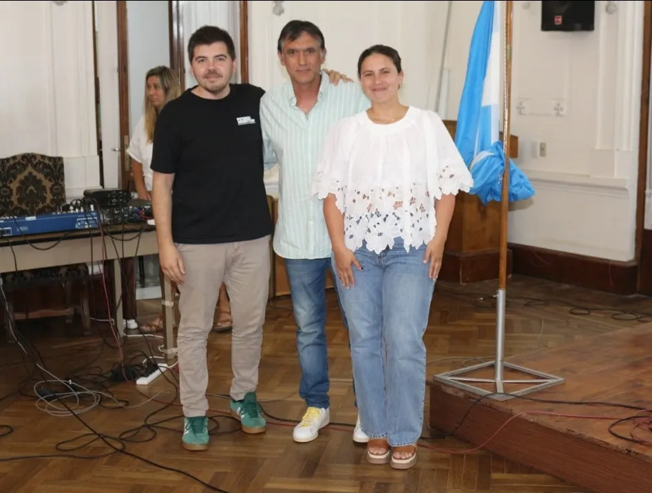 Screenshot_20251128_070111_WhatsApp