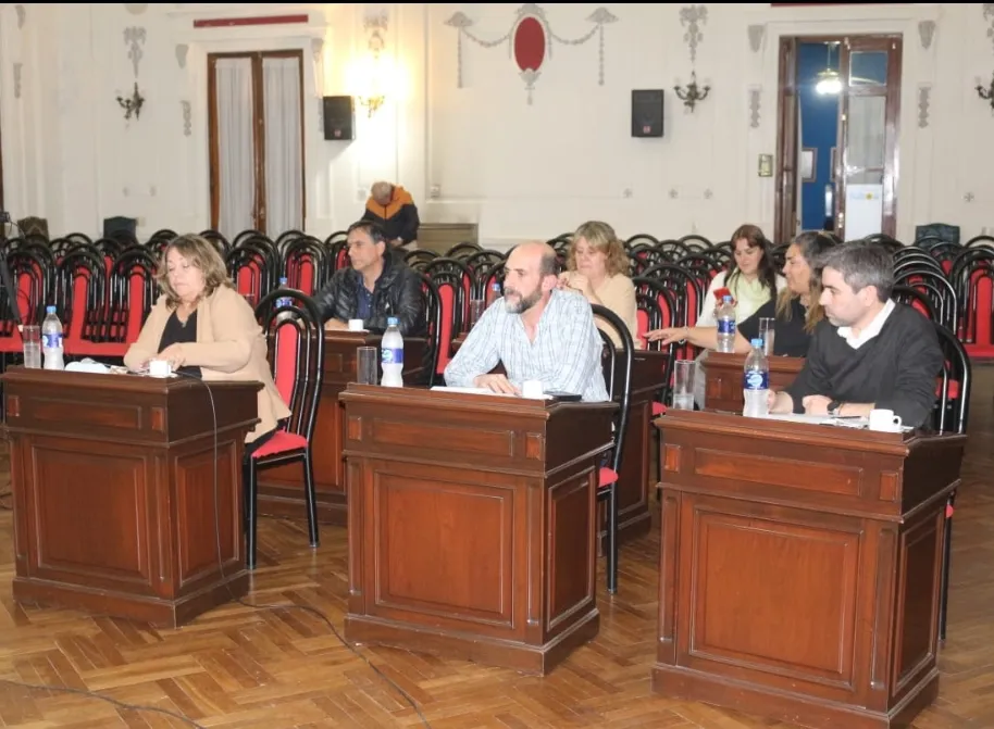 Screenshot_20240614-005529_WhatsApp