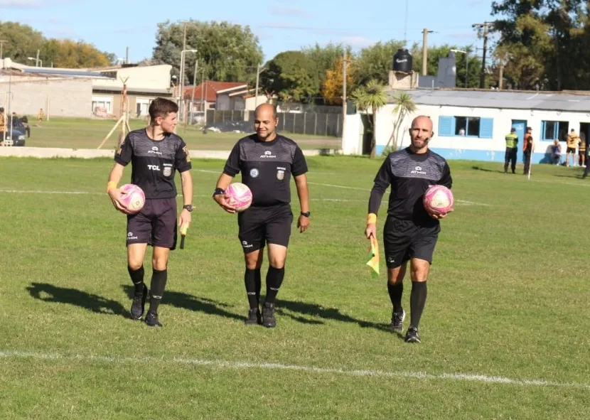 Screenshot_20250421-071715_WhatsApp