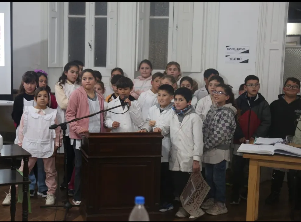 Screenshot_20250613-061000_WhatsApp