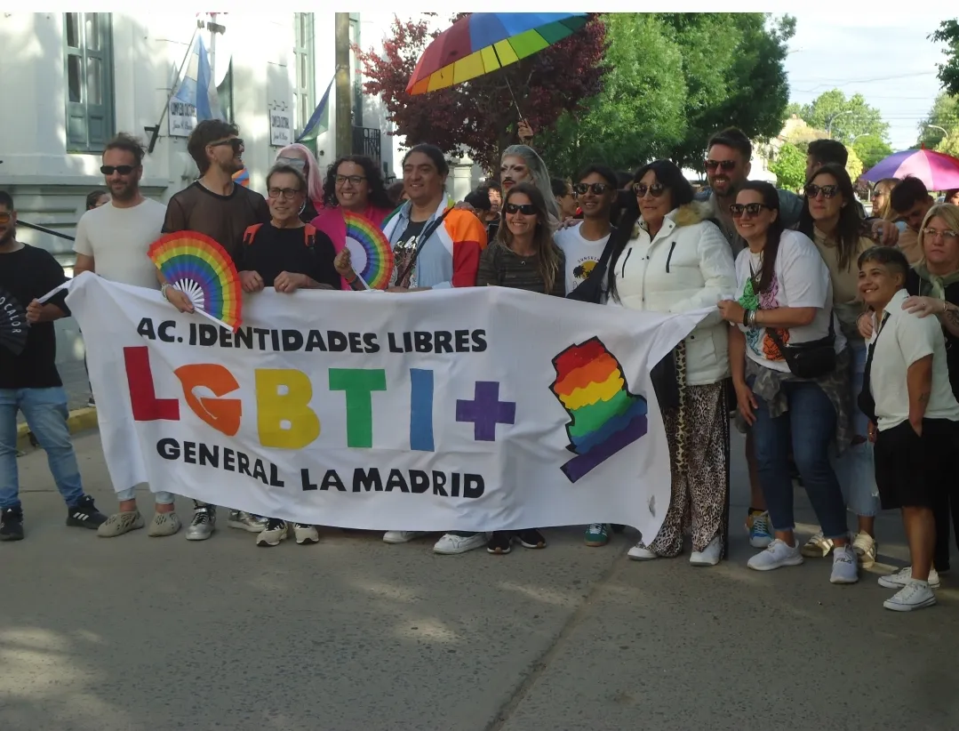 Screenshot_20251109_071711_Gallery