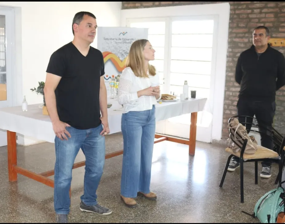 Screenshot_20250910-063943_WhatsApp