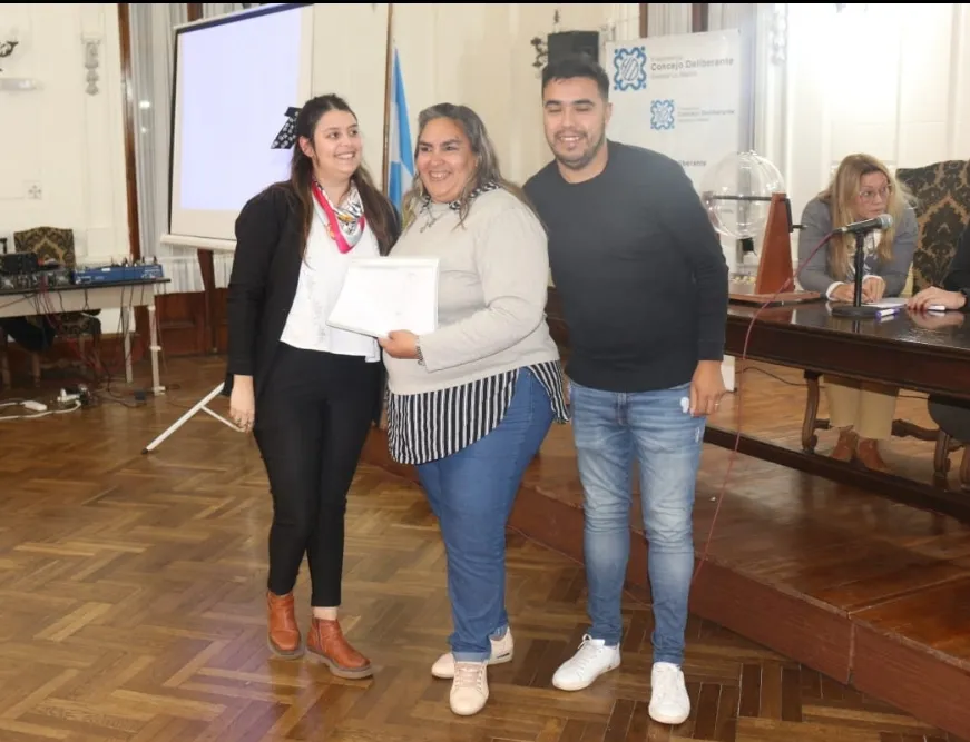 Screenshot_20240509-055745_WhatsApp