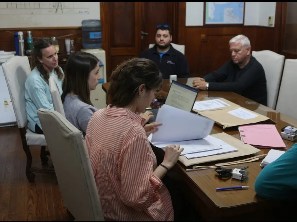 Screenshot_20250506-062409_WhatsApp