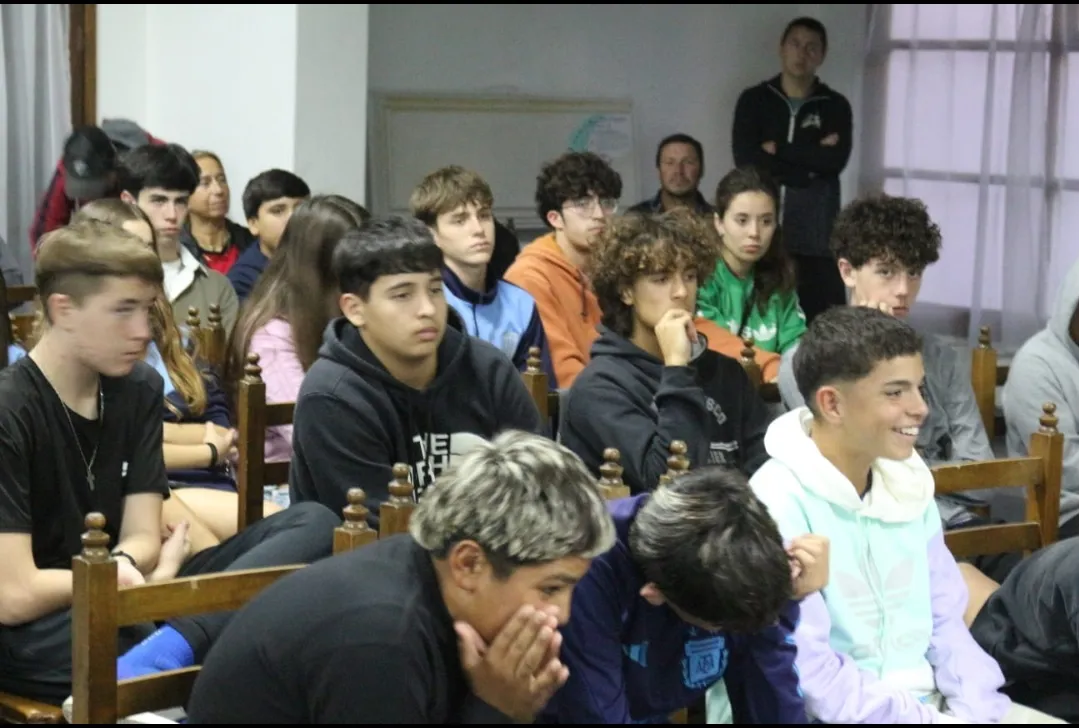 Screenshot_20250401-072009_WhatsApp