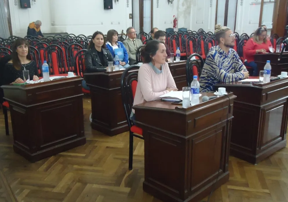 Screenshot_20240412-062316_WhatsApp