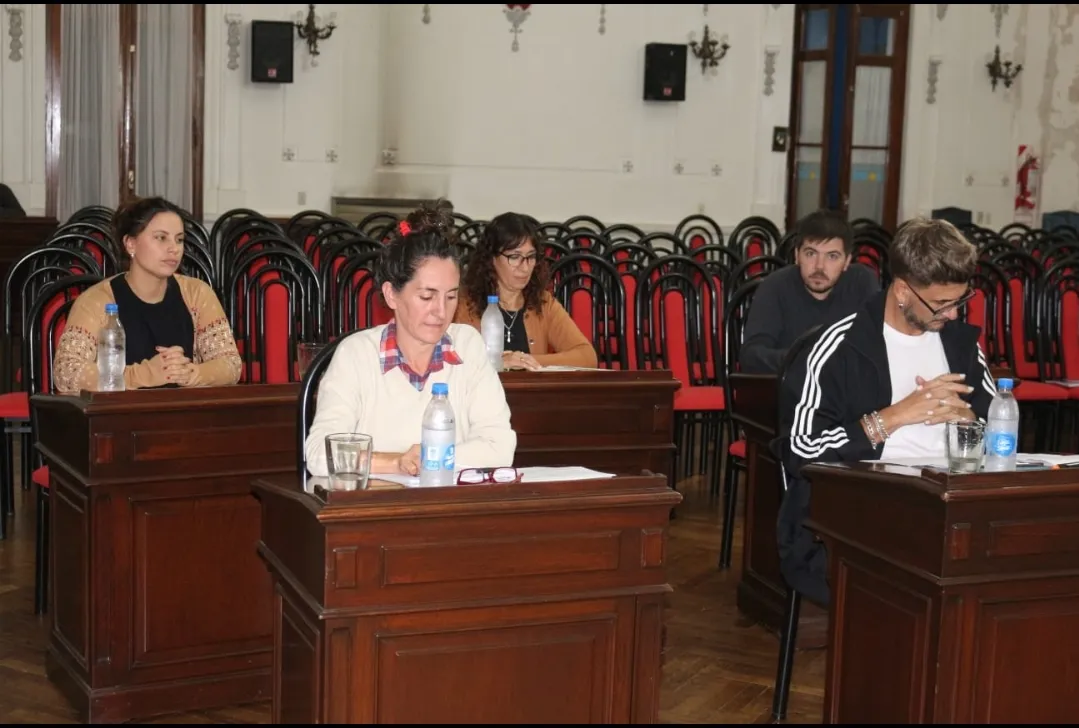 Screenshot_20250411-070715_WhatsApp