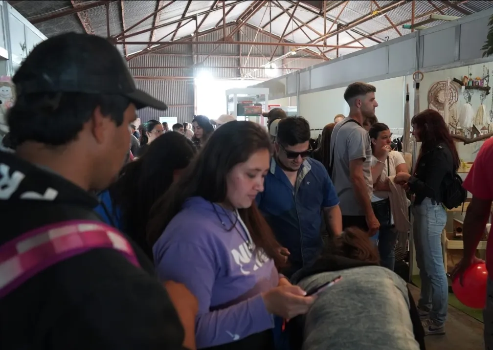 Screenshot_20251117_072043_WhatsApp