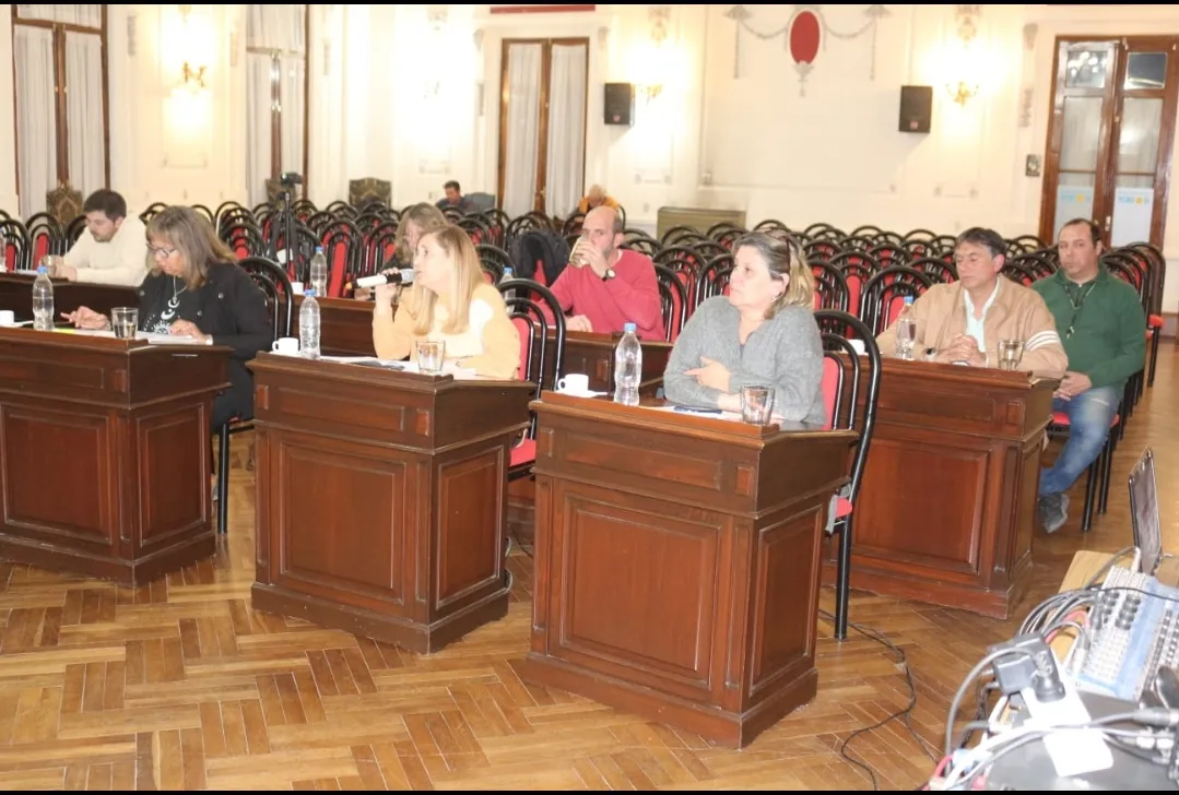 Screenshot_20250815-071512_WhatsApp